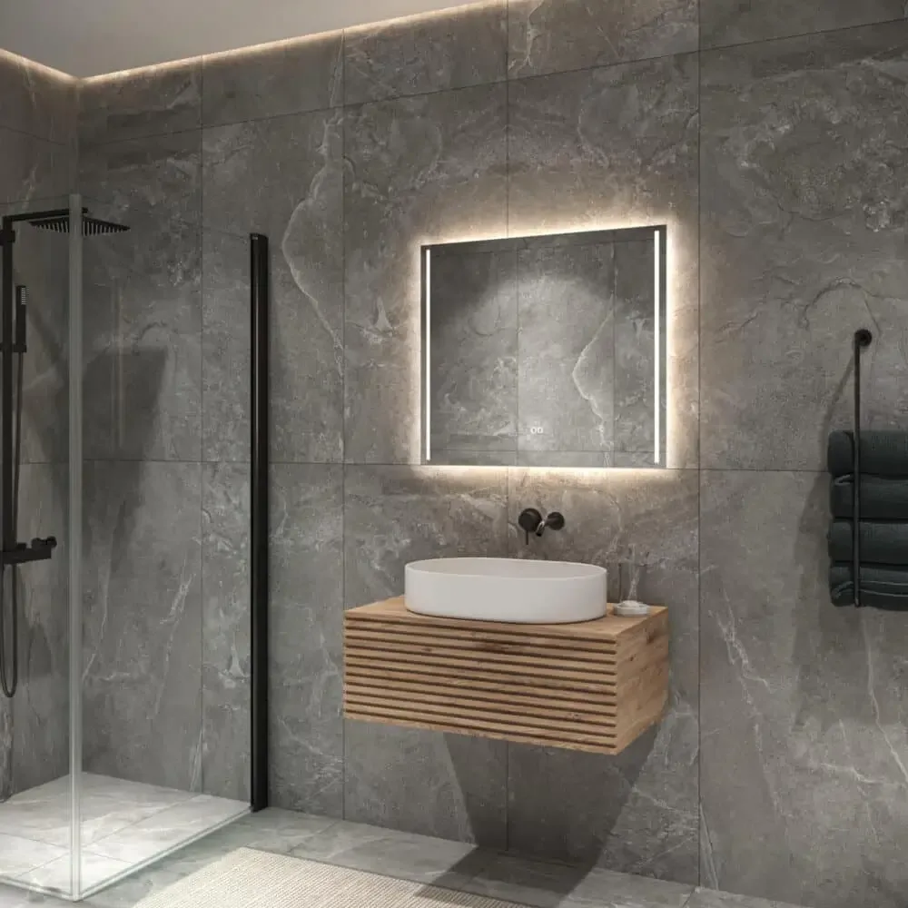 moderne-badevaerelsesspejl-med-belysning-antidug-og-touch-sensor-80x70-cm-8-6010-80-cc-5